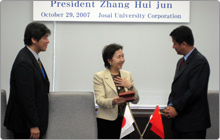 Chancellor Mizuta, President Zhang and Dean Yuan