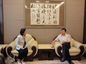 Meeting with Director Yang of Nankai’s Binhai School