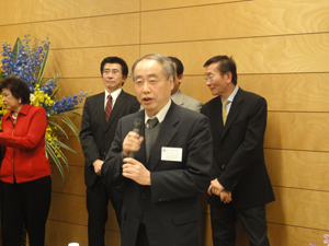 Makoto Kobayashi (Director, JSPS/Research Center for Science System and recipient of the 2008 Nobel Peace Prize for Physics)