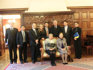 A commemorative photo with Pro-Rector WYSOKIŃSKA and other university faculty