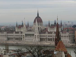 A panoramic view of the Diet building taken from Budapest ward