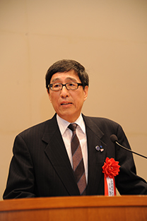 President Way Kuo speaks at the entrance ceremony