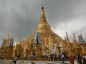 At Yangon Temple’s Shwedagon Pagoda