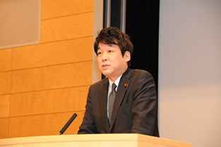 Mr. Kentaro Sonoura, Parliamentary Secretary of Foreign Affairs delivers his keynote speech