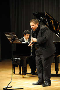 Duo by Miyuji Kaneko and István Kohán (right)