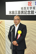 Hitoshi Abe speaks at the traditional Shinto banquet
