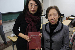 Chancellor Mizuta with CNU’s Sun Xiaoya