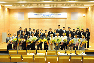 Receiving bouquets from exchange students