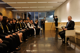 学生との交流会風景