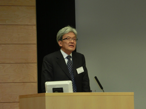 Director-General of the European Affairs Bureau, Jiro Kodera, greets the audience