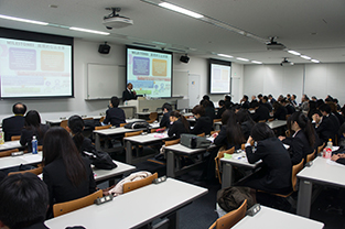 会場の様子