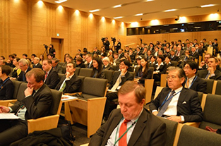 Participants tune in to the seminar session