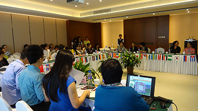 Chancellor Mizuta speaking at the subcommittee meeting